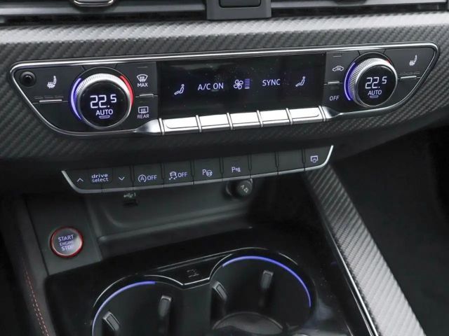 Audi RS4 Avant Quattro