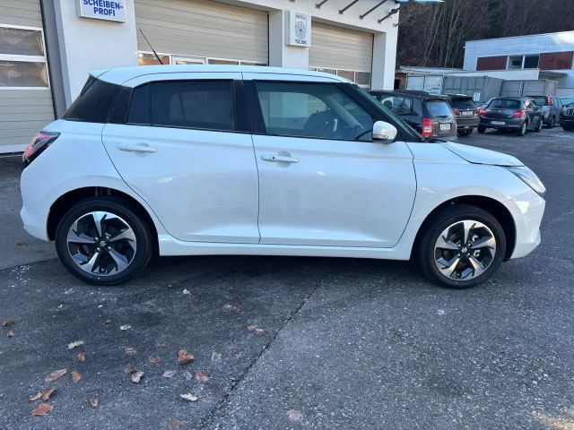 Suzuki Swift AllGrip Flash Hybrid