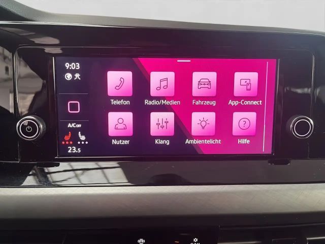 Volkswagen Golf 1.5 eTSI DSG Life Variant