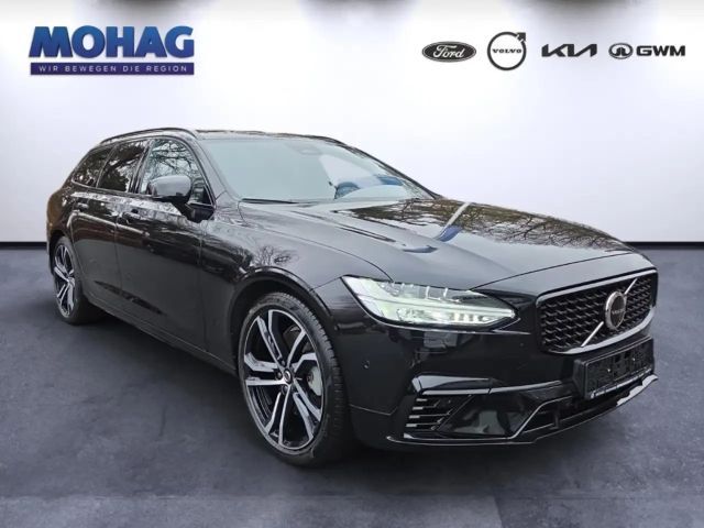 Volvo V90 AWD Dark Plus T6