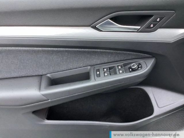 Volkswagen Golf 1.0 TSI Golf VIII Life Variant