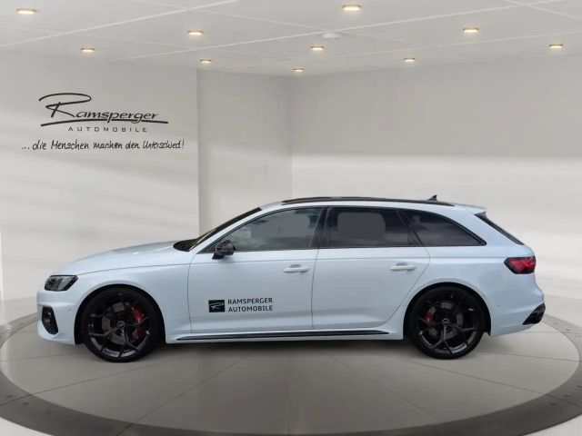 Audi RS4 Comp.+ Matrix ACC HuD Pano RS-AGA