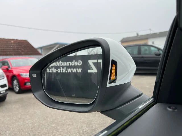 Volkswagen Passat ACT Business DSG Variant