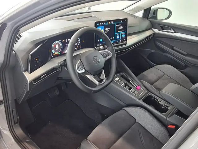 Volkswagen Golf DSG Life Variant