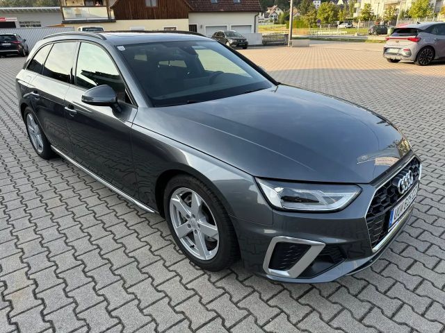 Audi A4 40 TDI Quattro S-Line