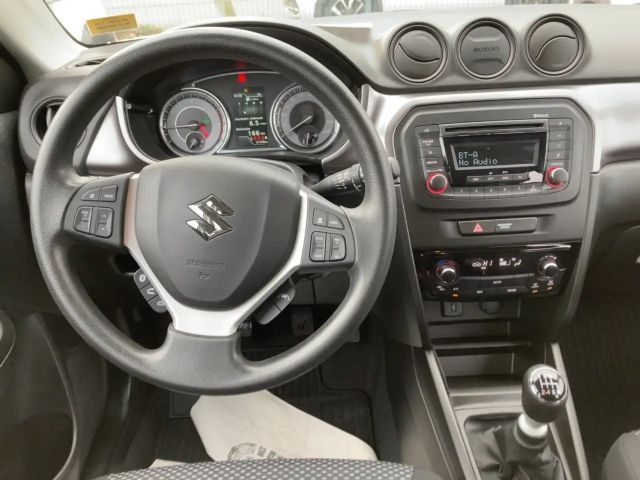 Suzuki Vitara Club Hybrid