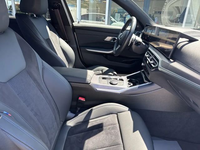 BMW 330 330i M-Sport Sedan