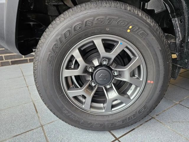 Suzuki Jimny 4x4 GLX