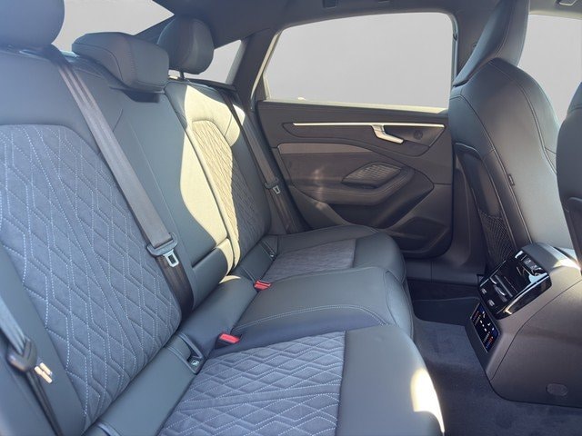 Audi A6 Hybride Quattro S-Tronic Sedan