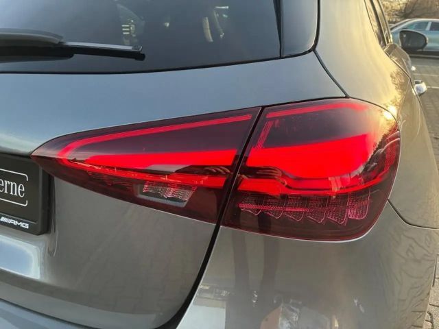 Mercedes-Benz A 35 AMG 4MATIC AMG Line