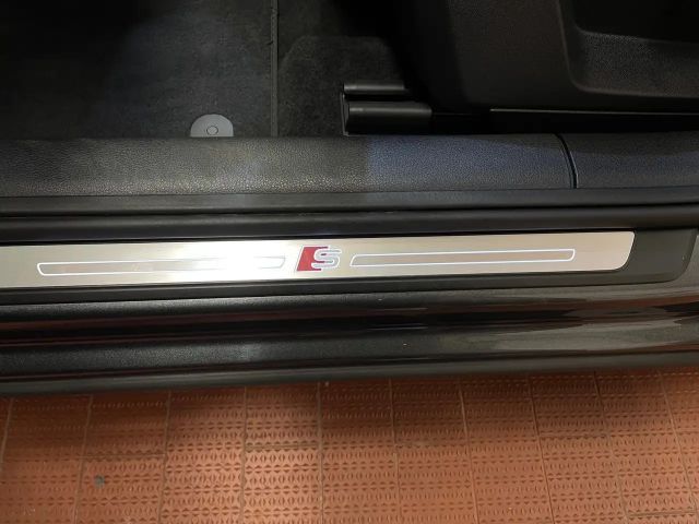 Audi Q2 35 TDI S-Line