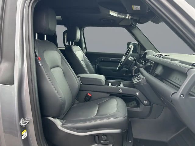 Land Rover Defender 90 D200 Dynamic SE