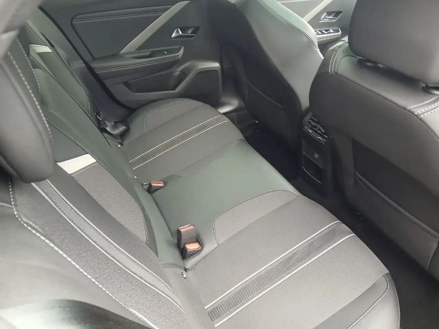 Opel Astra 1.2 Turbo