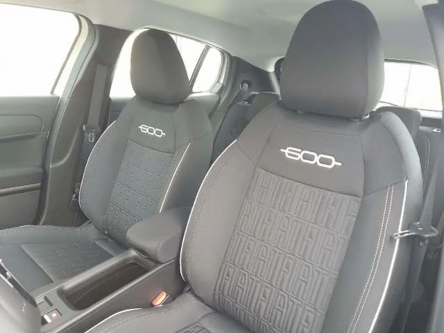 Fiat 600e T3 125-Jahre-Edition 1.2 Navigationsystem