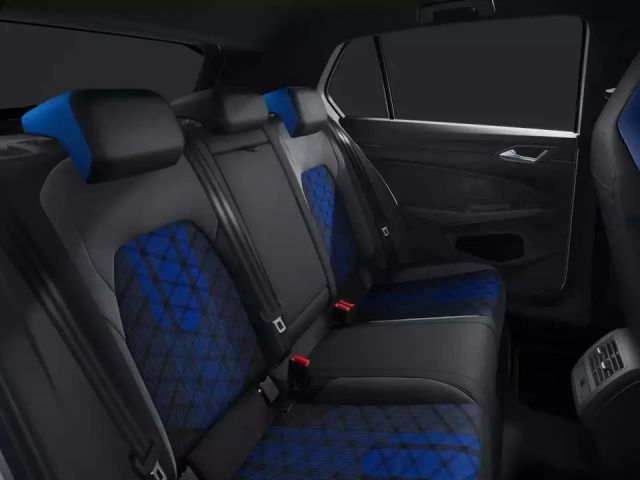 Volkswagen Golf IQ.Drive