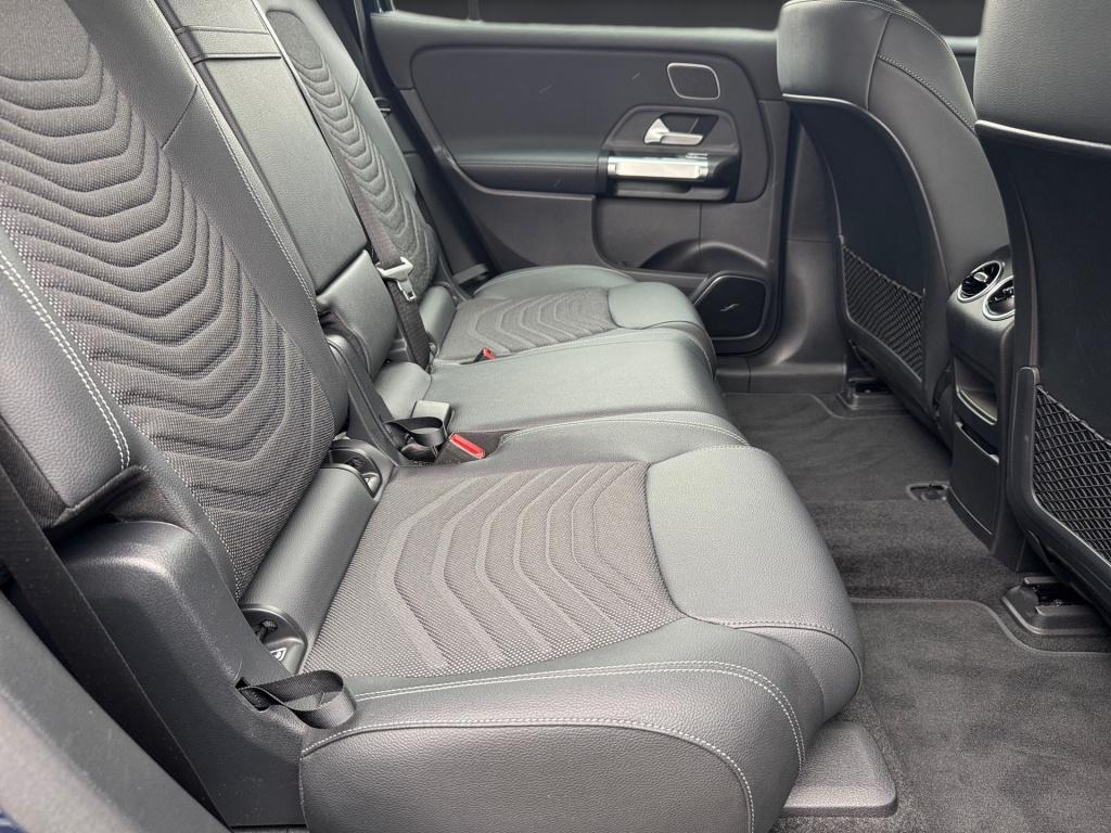 Mercedes-Benz EQB 300 4MATIC Progressive