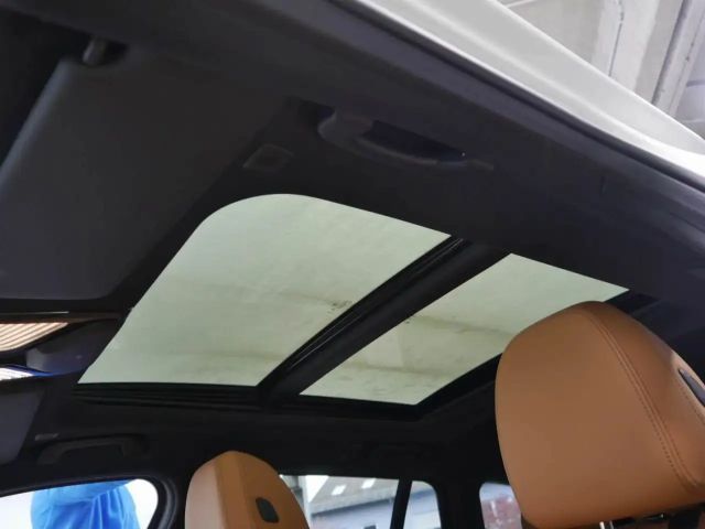 BMW 320 320d M-Sport Touring xDrive