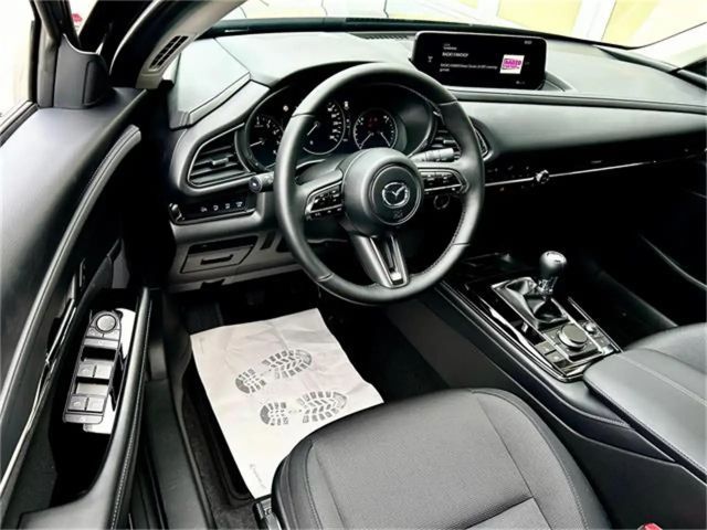 Mazda CX-30 e-Skyactive G140 Centre-Line mit DESIGN Pake