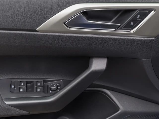 Volkswagen Taigo 1.5 TSI DSG Move