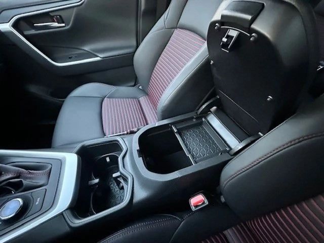 Suzuki Across AllGrip Comfort Hybrid