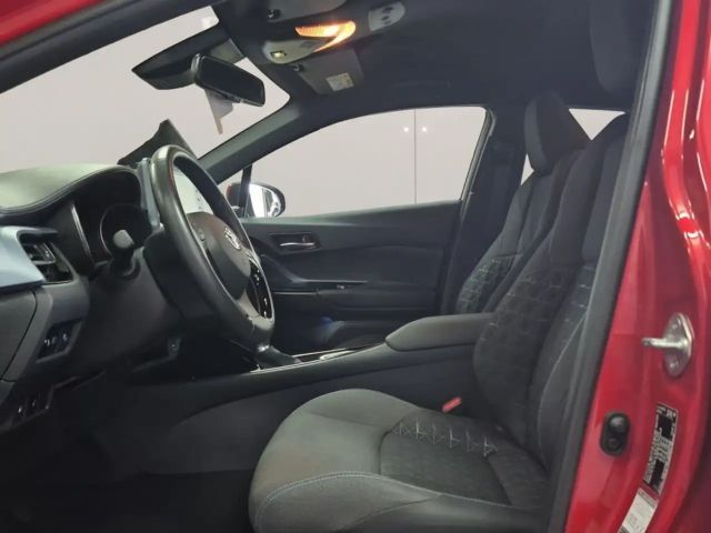 Toyota C-HR Hybride Team D