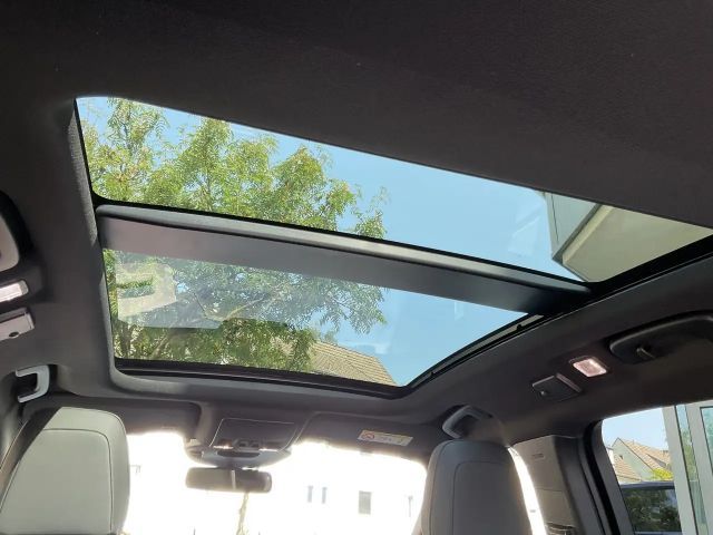 Ford Kuga Plug in Hybrid ST Line X