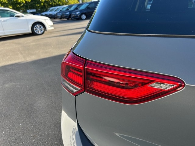 Volkswagen Golf 1.5 TSI Golf VIII Move