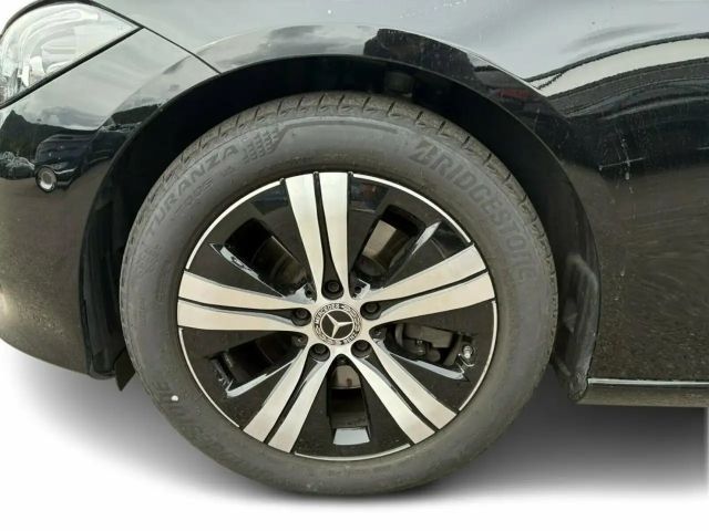 Mercedes-Benz C 200 AVANTGARDE Sedan