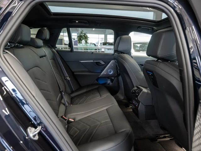 BMW i5 M60 Touring xDrive