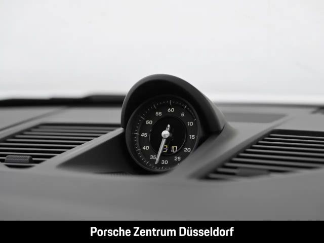 Porsche 992 Cabrio Carrera