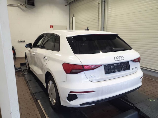 Audi A3 30 TFSI S-Tronic Sportback