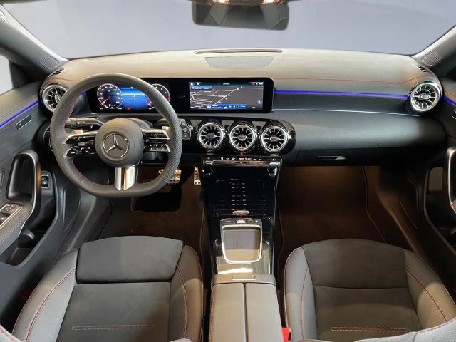 Mercedes-Benz CLA 200 AMG Line Shooting Brake