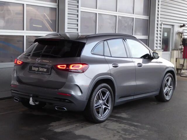 Mercedes-Benz GLA 200 AMG Line