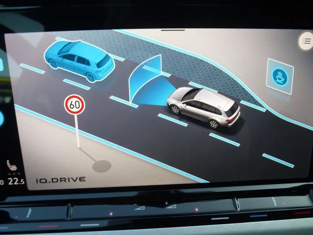 Volkswagen Golf Life Variant