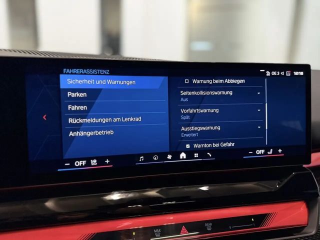 BMW M5 M5*GLASDACH*360°*HUD*MEMORY*B&W*AHK*GARANTIE*VOLL*