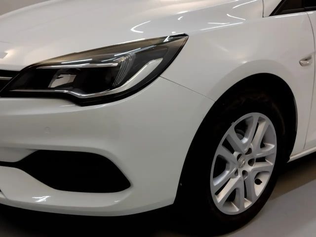 Opel Astra 1.2 Turbo Sports Tourer Turbo