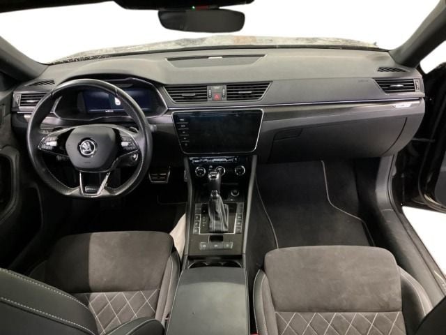 Skoda Superb 2.0 TSI 4x4 Combi Sportline