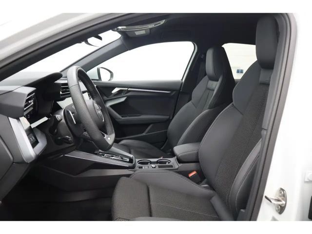 Audi A3 35 TFSI S-Line Sedan Sportback