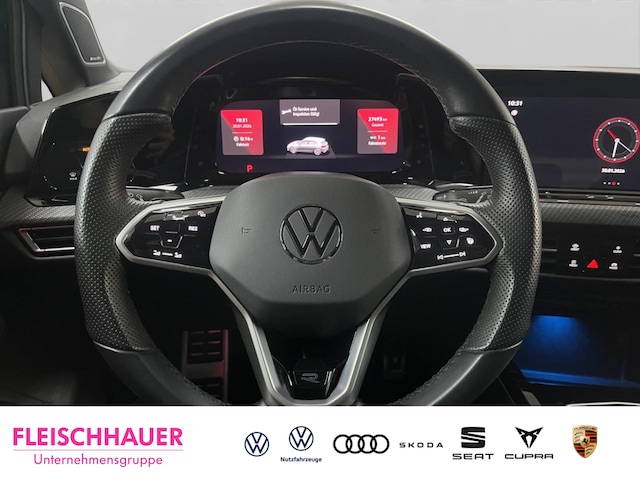 Volkswagen Golf 1.5 eTSI Golf VIII R-Line