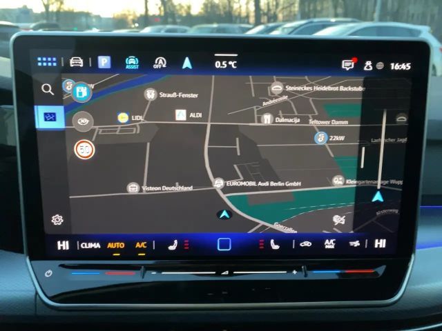 Volkswagen Golf 1.5 eTSI Golf VIII