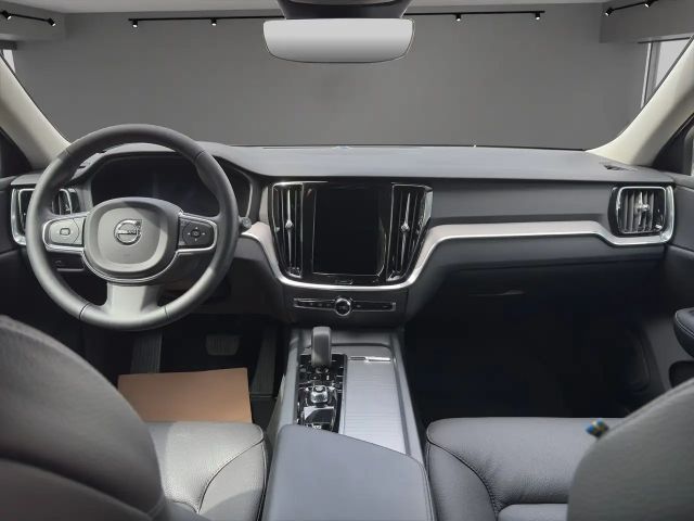 Volvo V60 Core