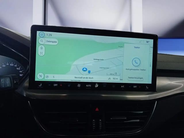 Ford Focus Titanium Wagon