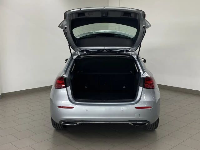 Mercedes-Benz A 180 Progressive