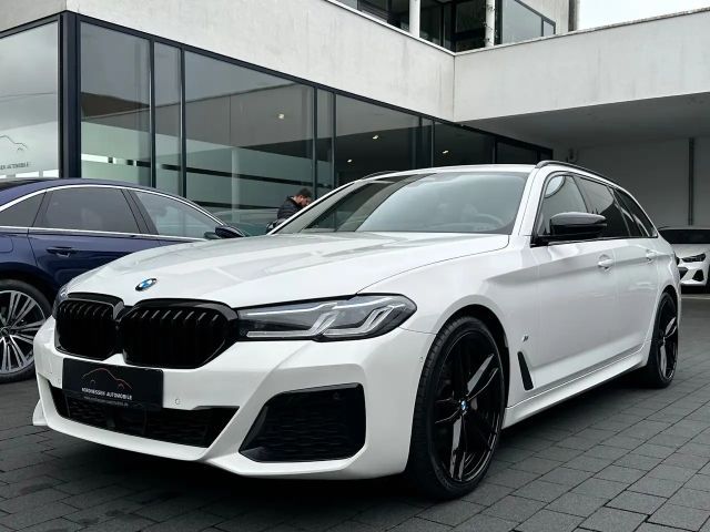 BMW 540 540d M-Sport Touring xDrive