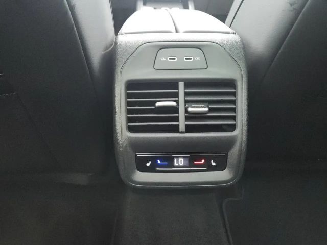 Volkswagen Passat 2.0 TDI Elegance Elegance