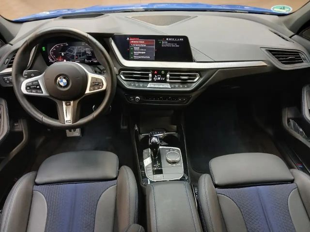BMW 118 118i M-Sport Sedan