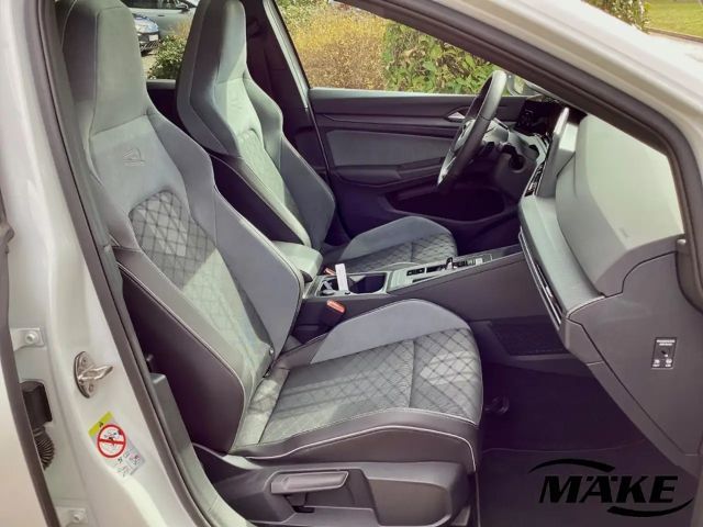 Volkswagen Golf 1.5 eTSI DSG IQ.Drive Style