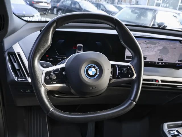 BMW iX xDrive40