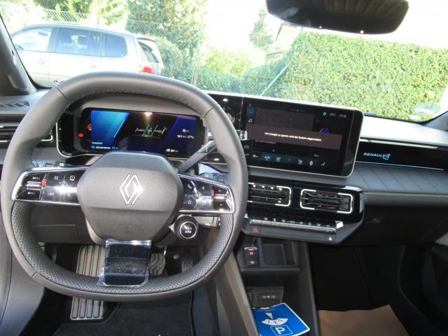 Renault 4 Comfort E-Tech Iconic