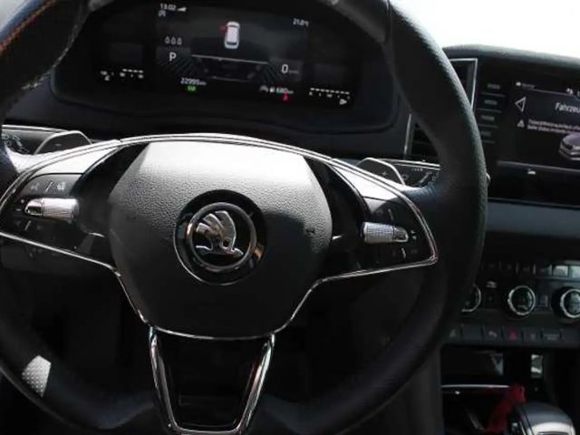 Skoda Karoq Style Style